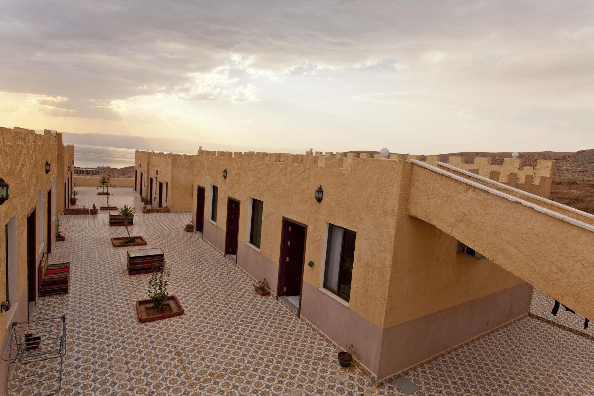 Arab Divers Dive Center And Bed & Breakfast Aqaba Exterior photo